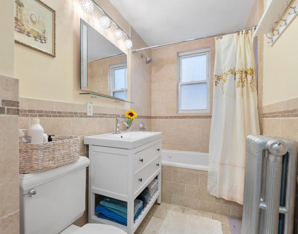 Bright & Spacious 2Br Apartment, Mins From Downtown Boston, Parking المظهر الخارجي الصورة