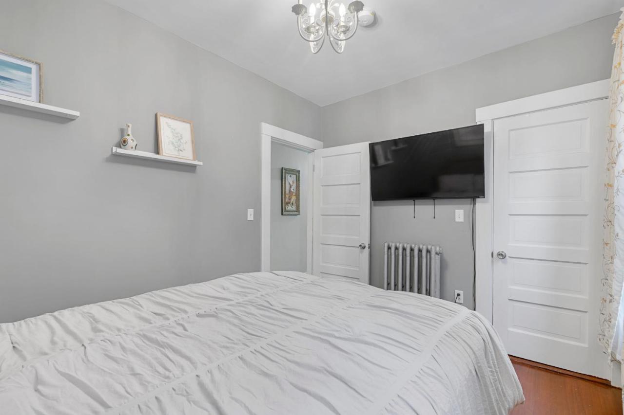 Bright & Spacious 2Br Apartment, Mins From Downtown Boston, Parking المظهر الخارجي الصورة