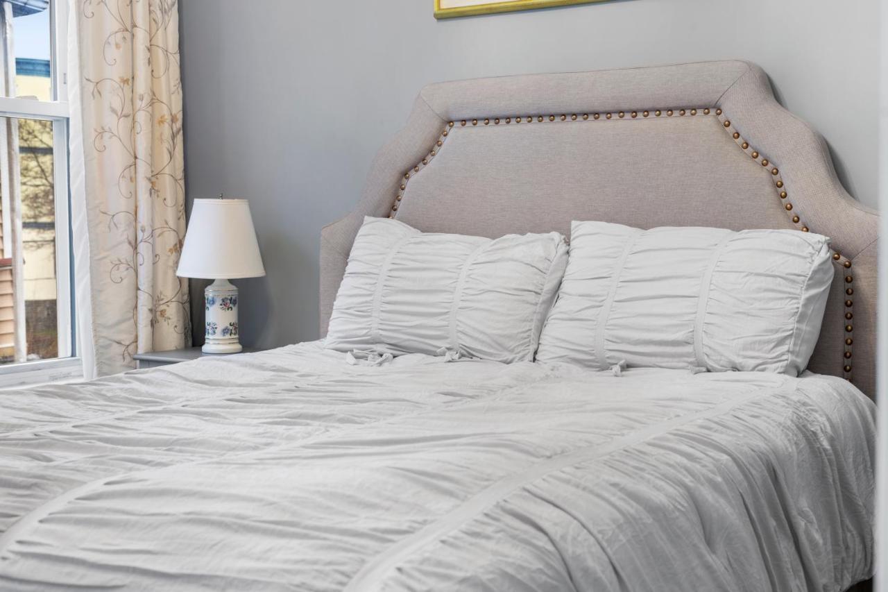Bright & Spacious 2Br Apartment, Mins From Downtown Boston, Parking المظهر الخارجي الصورة